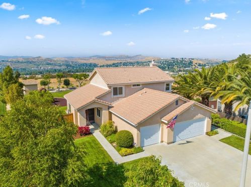 19603 Monarch Ridge Dr, Santa Clarita, CA 91351-6908