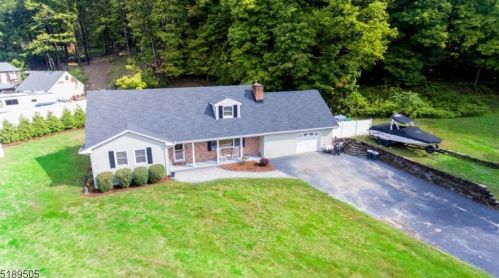 80 Clark Rd, Wantage NJ  07461-3112 exterior