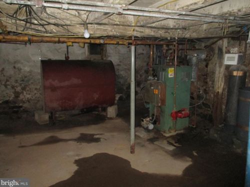 1810 Schwenksville Rd, Collegeville PA  19473-1942 exterior