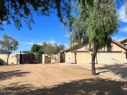 708 Cloud Rd, Phoenix, AZ 85086-0725