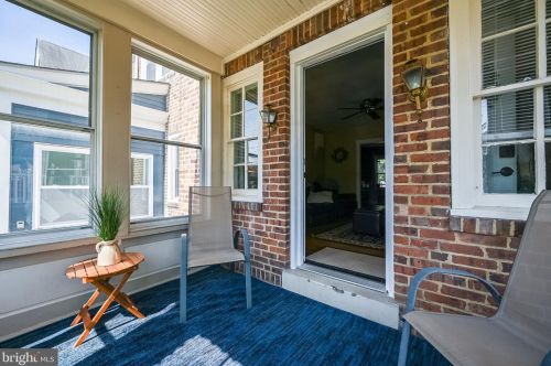 407 Union St, Wilmington, DE 19805-3833