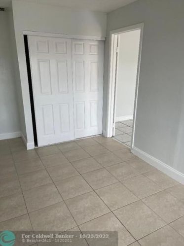 6024 26th St, Hollywood, FL 33023-3949