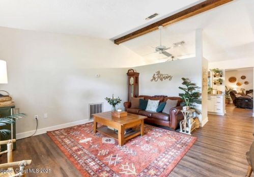 6480 Hudson Rd, Cocoa, FL 32927-2220