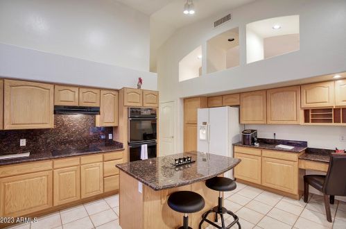 9729 Celtic Dr, Scottsdale AZ  85260-1407 exterior