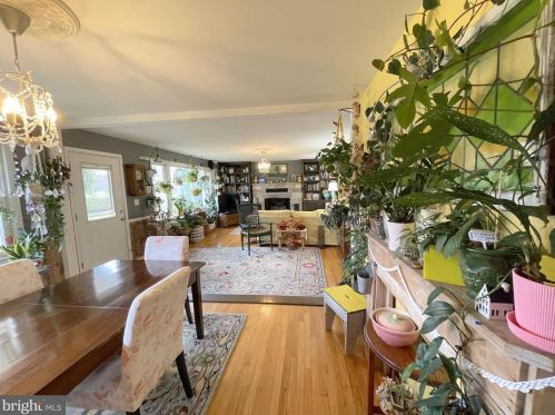 248 Hill Top Ct, Richmond National Battlefiel VA  22835-7135 exterior