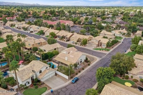 3871 Jasper Dr, Chandler AZ  85226-1322 exterior