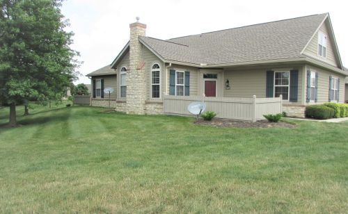 1349 Cascade Dr, Darbydale, OH 43123-8064