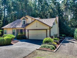 12899 Westridge Dr, Silverdale, WA 98383-9564