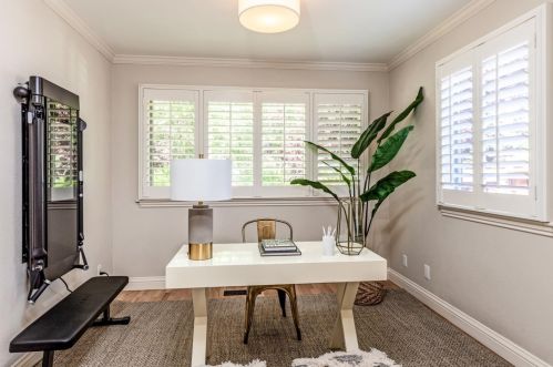 542 Quartz St, Redwood City CA  94062-2228 exterior