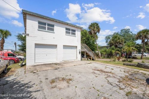 624 Grannis Ave, Titusville, FL 32796-3836