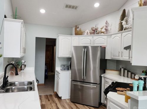 8283 Wellbaum Rd, Brookville OH  45309-9236 exterior