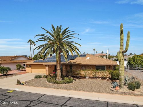 10330 Sombrero Cir, Sun City, AZ 85373-1336