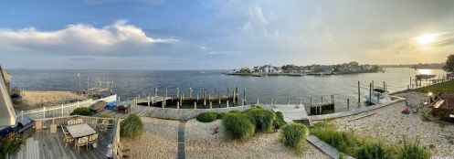 326 Lido Promenade, North Lindenhurst NY  11757-6600 exterior