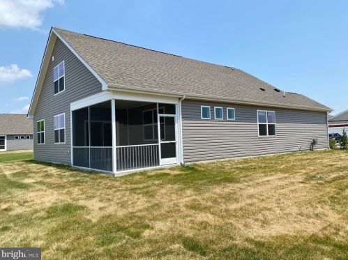 20578 Smithfield Cir, Slaughter Beach DE  19963-3946 exterior