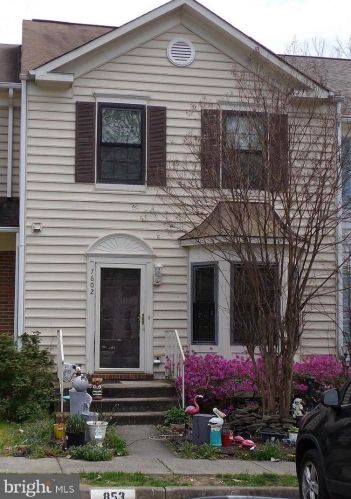 7602 Southern Oak Dr, Springfield, VA 22153-3579