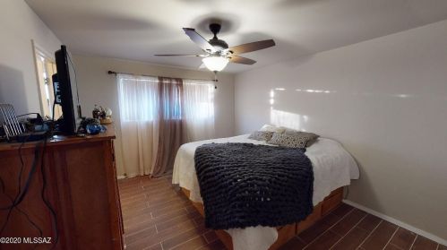 4561 Jay Ave, Tucson AZ 85705-2123 exterior