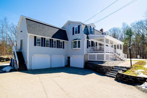 100 Laura Ln, Hampstead, NH 03841-5344