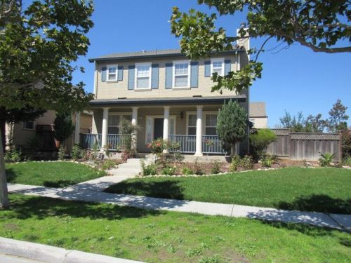 702 Tyler Ave, Greenfield, CA 93927-5754