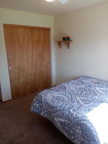 5480 Canyon Rd, Willits CA  95490-9242 exterior