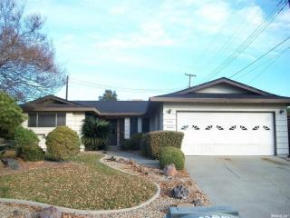 5107 Palm Ave, Sacramento CA  95841-2317 exterior