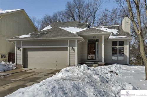 3010 Rahn Blvd, Bellevue, NE 68123-2637