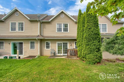 367 Jonathan Ct, Hummelstown, PA 17036-8807