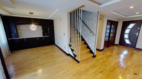 33 Berkshire Rd, Old Bridge NJ  08857-1601 exterior