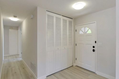 5925 Moraga Ave, San Jose CA  95123-3835 exterior