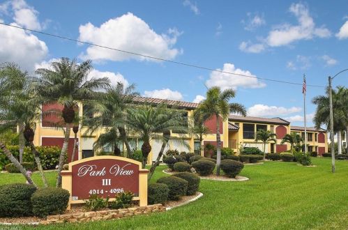 4026 20th Pl, Cape Coral, FL 33904-8016