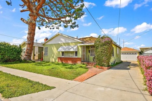 25219 Woodward Ave, Lomita, CA 90717-2249
