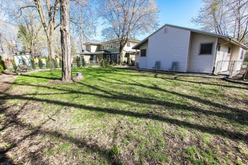 4946 Dean Rd, Milwaukee WI  53223-3124 exterior
