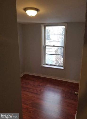 2041 Manton St, Philadelphia PA  19146-4327 exterior