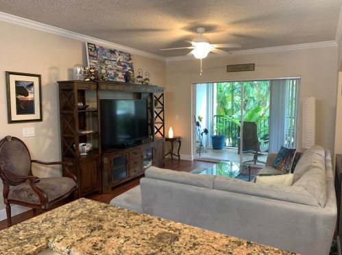 2211 Tuscany Way, Boynton Beach FL  33435-7807 exterior