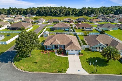 3967 99th St, Belleview FL  34420-7817 exterior