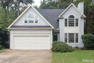 112 Silverridge Ct, Cary, NC 27513-2847