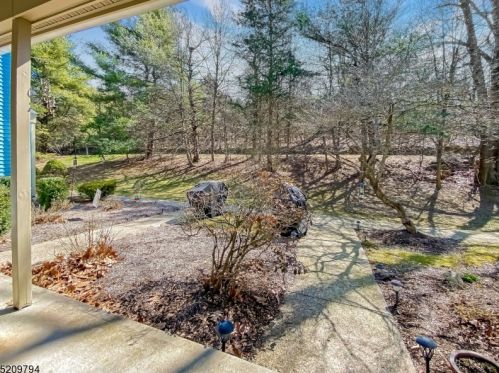 13 Mourning Dove Ct, Hackettstown NJ  07840-3211 exterior