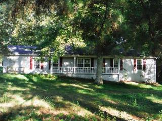 3321 Hampton Dr, Cookeville, TN 38506-3349