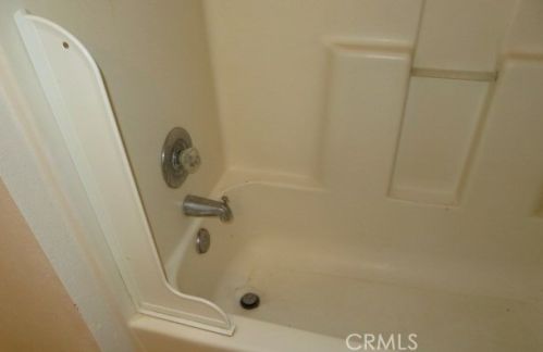 113 Clark St, Madera, CA 93638-0838