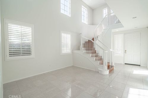 28342 Lorita Ln, Santa Clarita CA  91350-3211 exterior