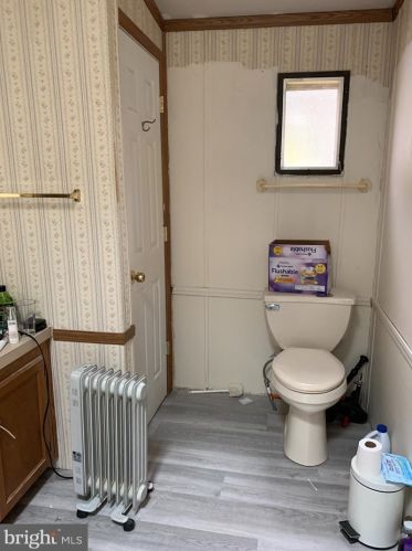 1002 Redwood Dr, Breinigsville PA  18031-1627 exterior