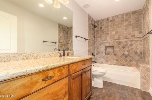 2710 Cattle Dr, Gilbert AZ  85297-8116 exterior