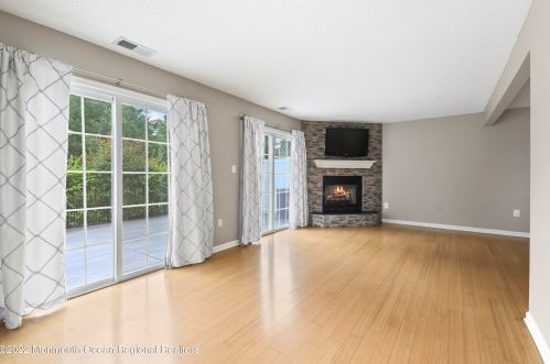 95 Madison Ct, Tinton Falls NJ  07712-7747 exterior