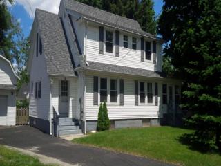 914 Michigan Ave, Waterville, OH 43566-1055