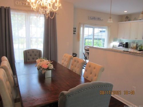 48 Jones Rd, Wallingford CT  06492-4325 exterior