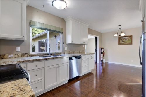 6024 Brooktree Dr, Citrus Heights, CA 95621-5502
