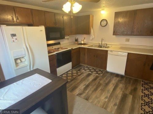 214 10th St, Little Falls MN  56345-1413 exterior