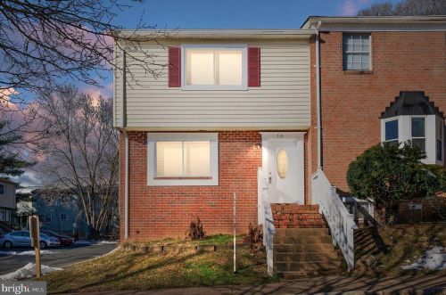 719 Olde Forge Dr, Fredericksburg, VA 22405-1509