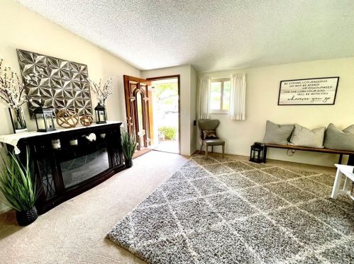 5249 H St, San Bernardino, CA 92407-2512