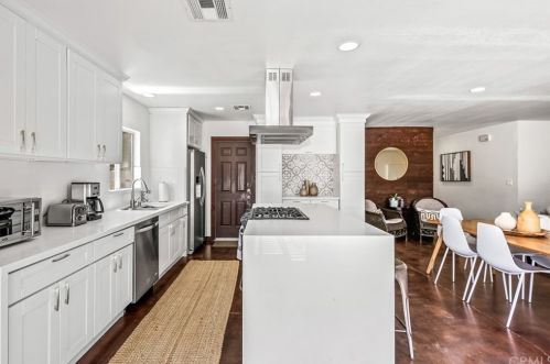 46500 Cameo Palms Dr, La Quinta CA  92253-2016 exterior