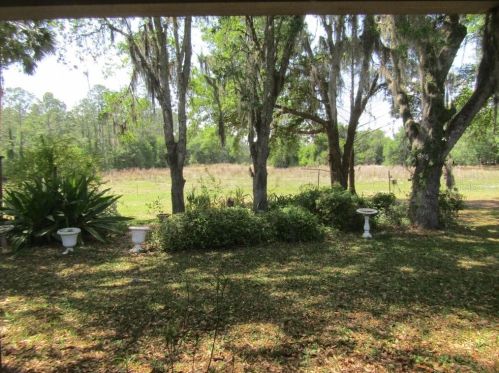 7754 Cr 248b, Lake Panasoffkee FL  33538-3020 exterior
